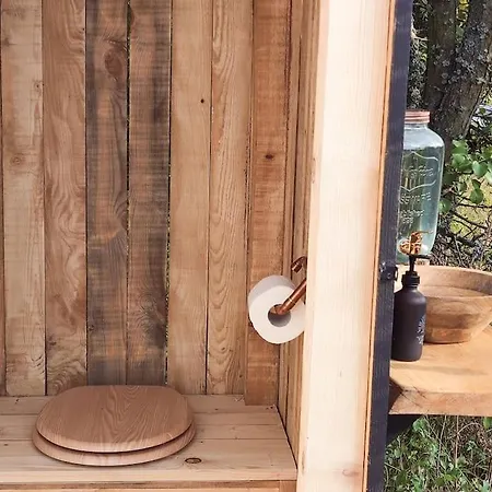 Luxe tent Glamping Point Bysta